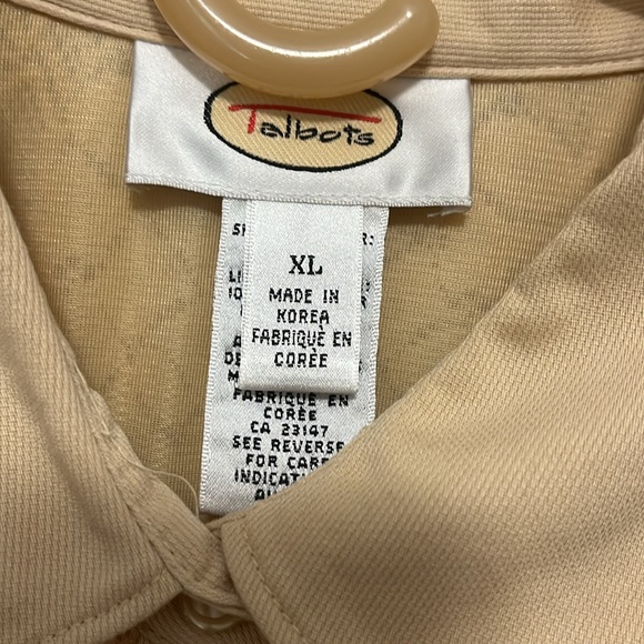 Timeless Talbots blouse - Picture 2 of 3